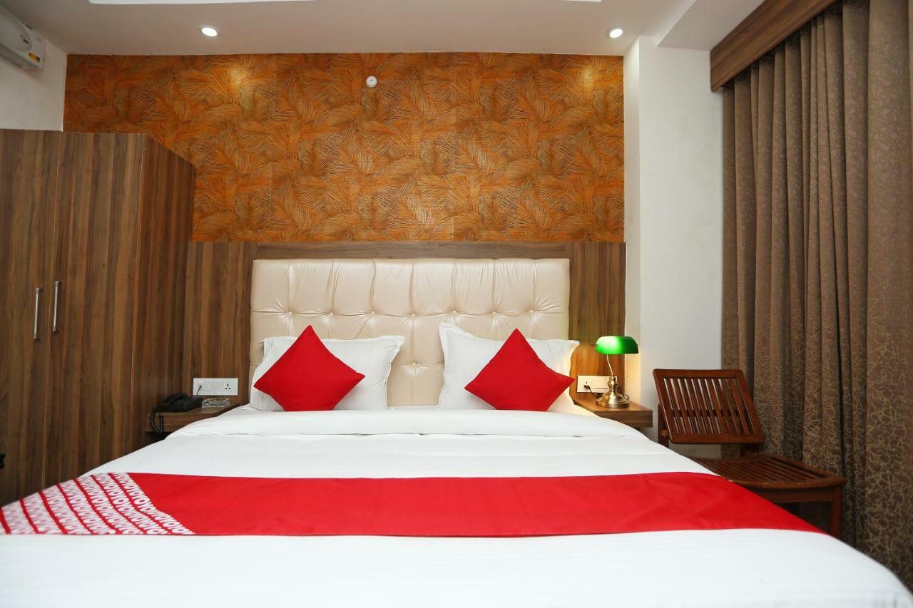 Oyo 35917 Vatika Heights Hotel McLeod Ganj Bagian luar foto