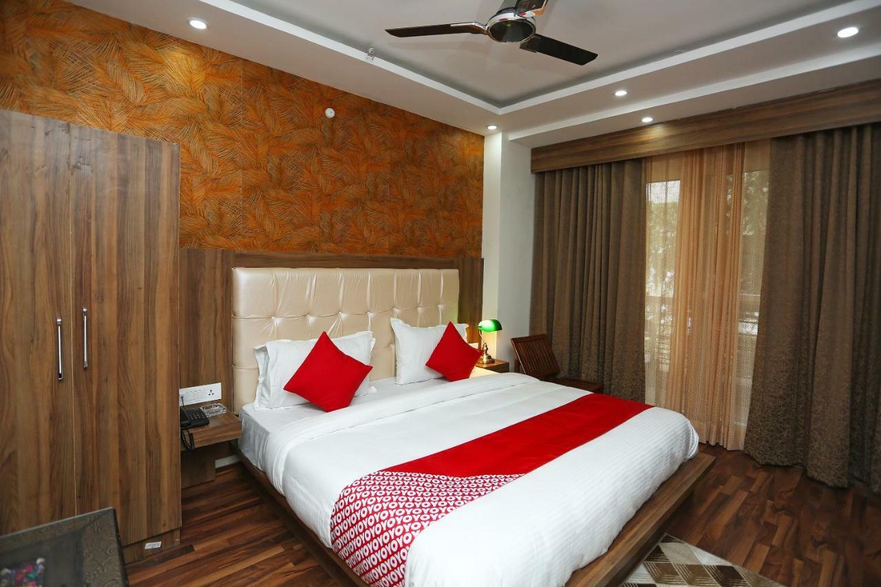 Oyo 35917 Vatika Heights Hotel McLeod Ganj Bagian luar foto